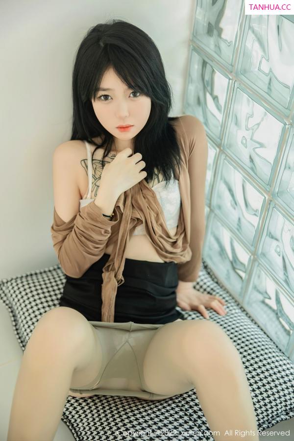 小奶瓶呜呜  [XiuRen]高清写真图 2022.09.14 No.5587 奶瓶第87张图片